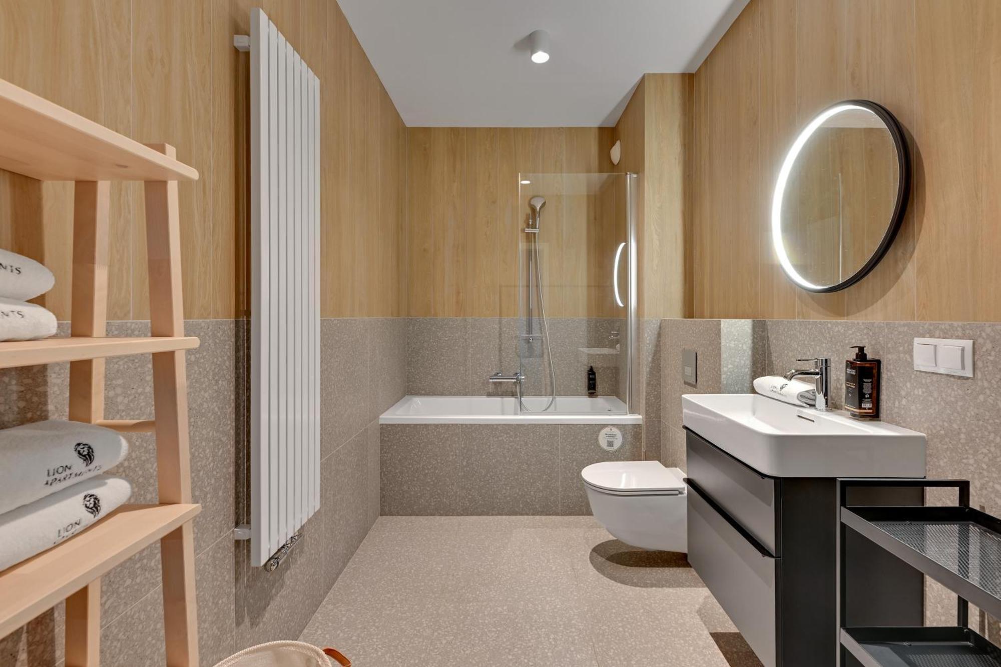 Scala City Center Apartments With Parking By Lion Apartments Gdańsk Zewnętrze zdjęcie