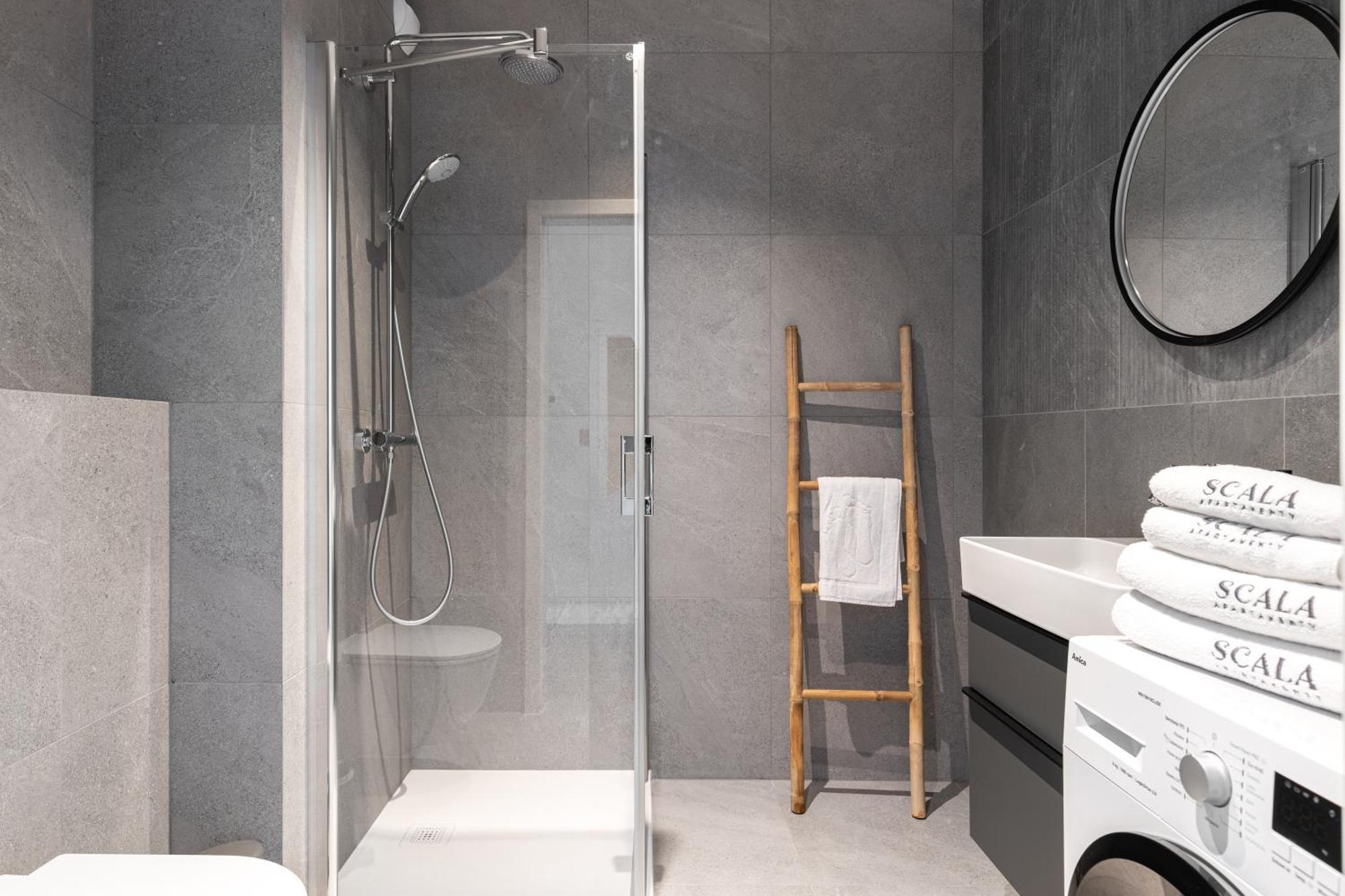 Scala City Center Apartments With Parking By Lion Apartments Gdańsk Zewnętrze zdjęcie