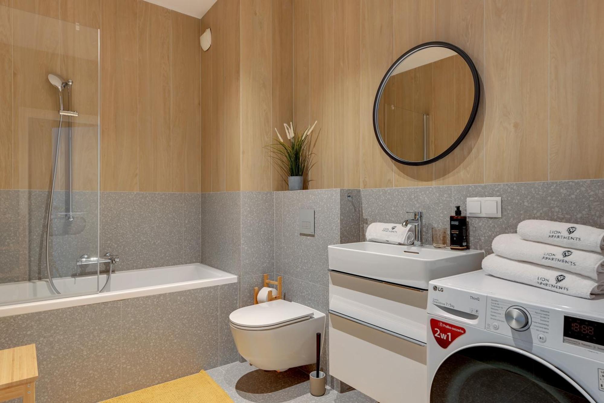Scala City Center Apartments With Parking By Lion Apartments Gdańsk Zewnętrze zdjęcie
